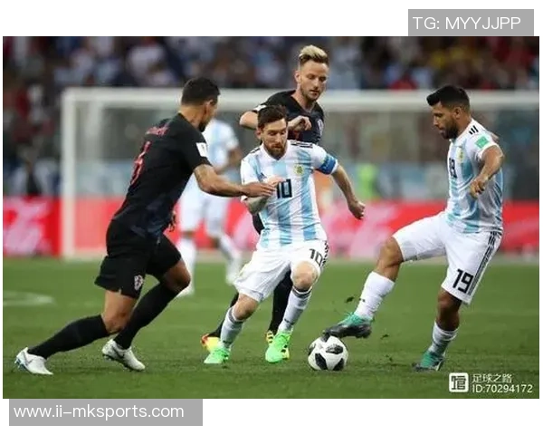 探索WFCF足球的魅力与技巧提升之路，助你成为场上明星球员的秘诀